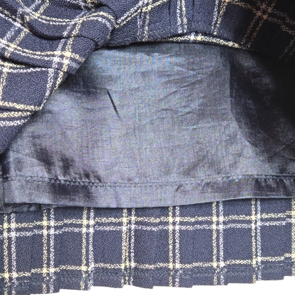 Pendleton Petite Navy Plaid Virgin Wool Skirt Size 12 - Picture 4 of 9